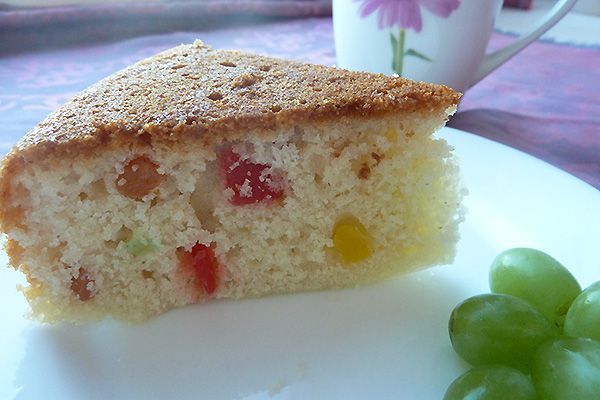 Манник на кефире с изюмом в духовке